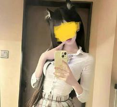  内射穿JK的妹妹想要出门约会被我按在卫生间马桶上